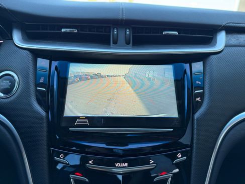 Used 2019 Cadillac XTS Luxury image 29