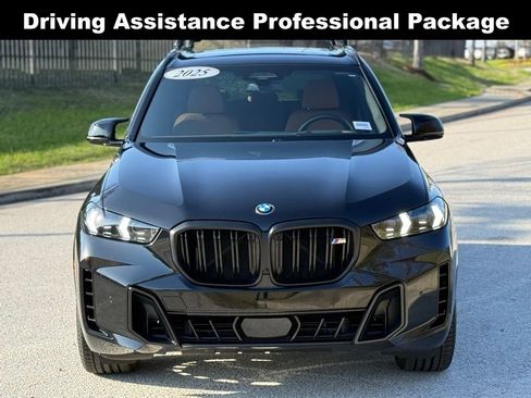 Used 2025 BMW X5 M60i image 9