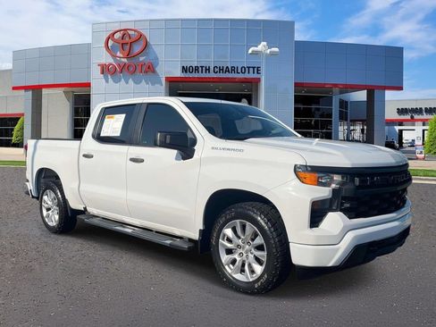 Used 2022 Chevrolet Silverado 1500 Custom RWD image 1