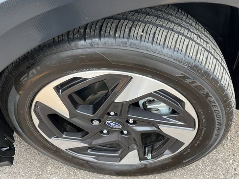 Used 2024 Subaru Crosstrek 2.5i Limited w/ Popular Package #3A image 24