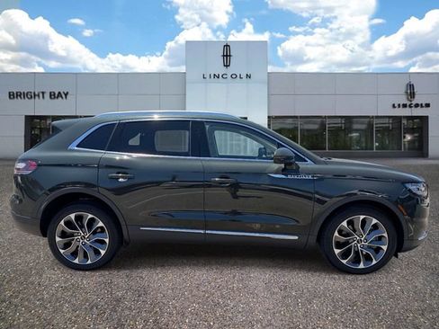 Certified 2023 Lincoln Nautilus Reserve AWD/4WD image 3