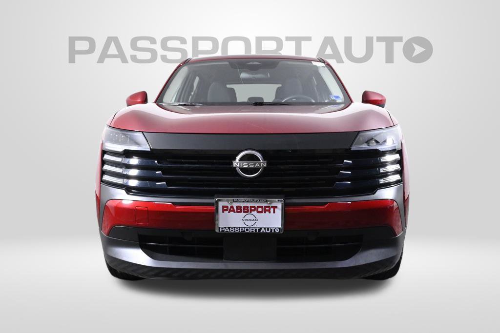 Certified 2025 Nissan Kicks SV AWD/4WD image 2
