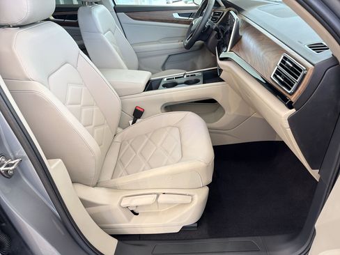 New 2026 Volkswagen Atlas SE FWD image 29