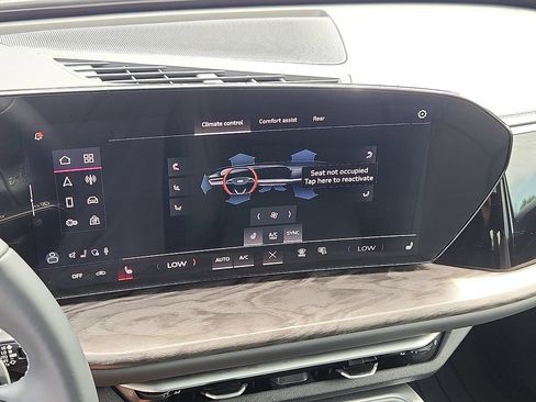 Certified 2025 Audi Q5 Premium w/ Convenience Package AWD/4WD image 4