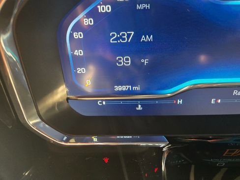 Used 2024 Chevrolet Silverado 2500 LTZ w/ LTZ Convenience Package image 11