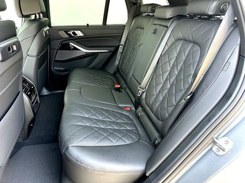 New 2026 BMW X5 xDrive40i w/ M Sport Package AWD/4WD image 14