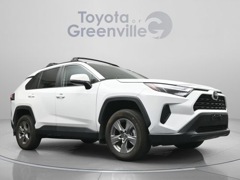 Used 2024 Toyota RAV4 XLE w/ Convenience Package image 19