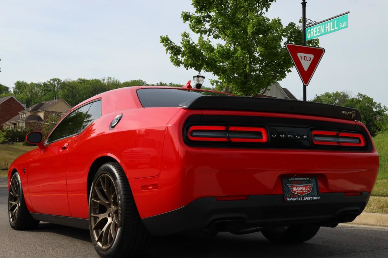 Used 2017 Dodge Challenger SRT Hellcat RWD image 16