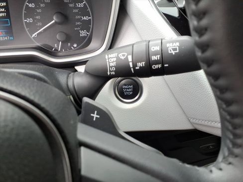 Used 2025 Toyota Corolla SE w/ SE Package FWD image 21