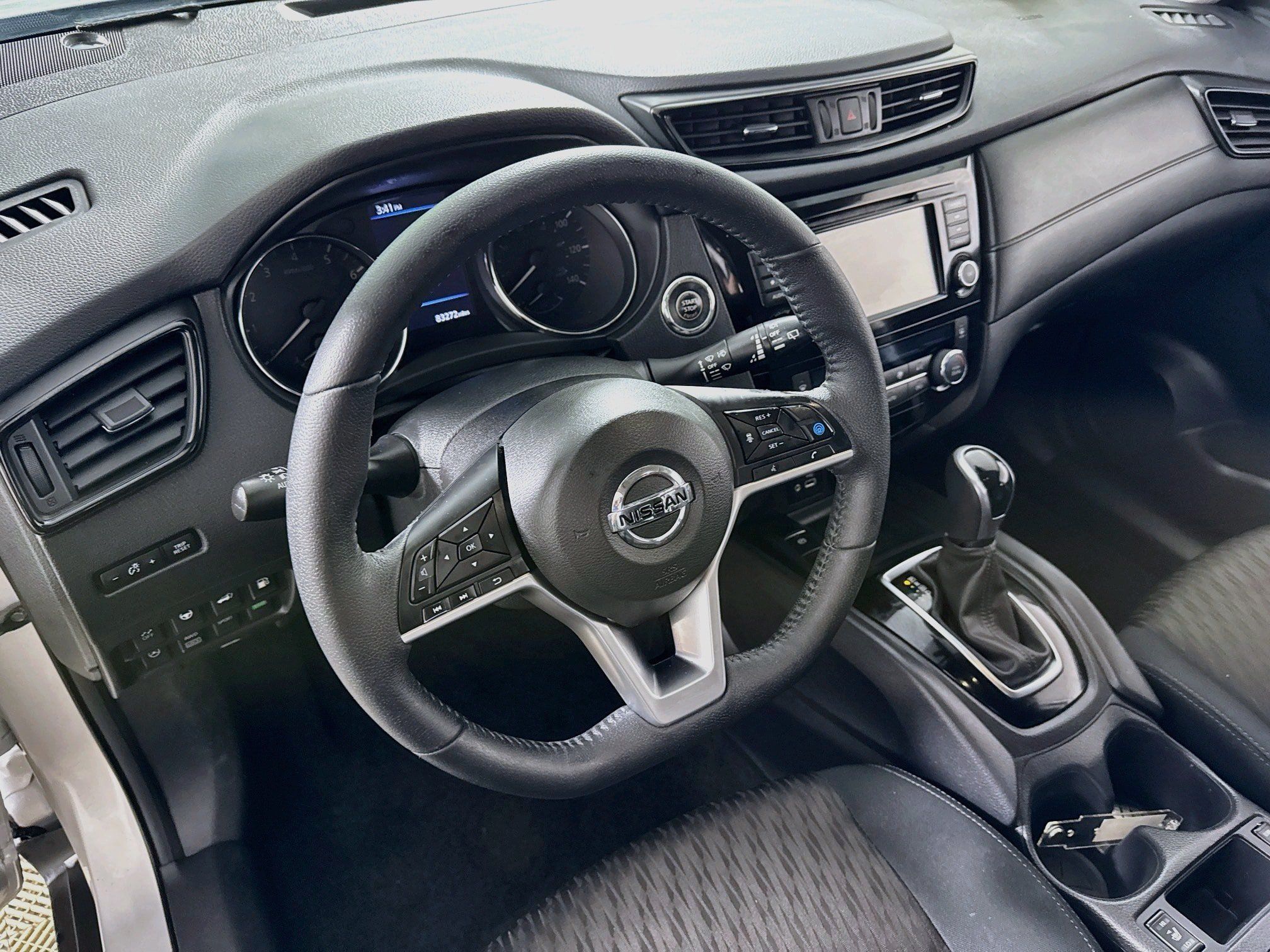 Used 2019 Nissan Rogue SV w/ Premium Package AWD/4WD image 12