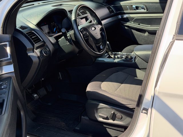 Used 2019 Ford Explorer XLT FWD image 11