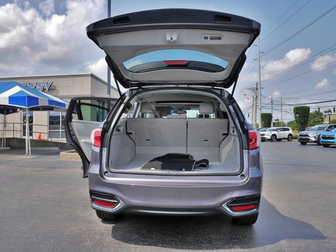 Used 2018 Acura RDX w/ Technology Package AWD/4WD image 16