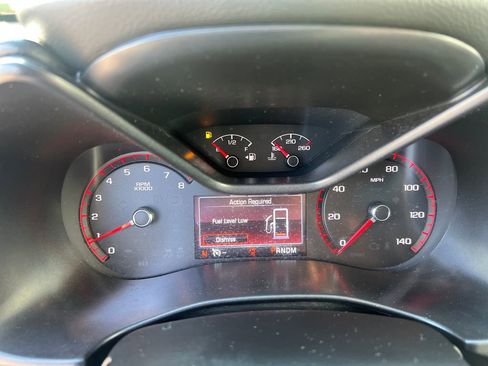 Used 2016 GMC Canyon SLE w/ All Terrain Package AWD/4WD image 17