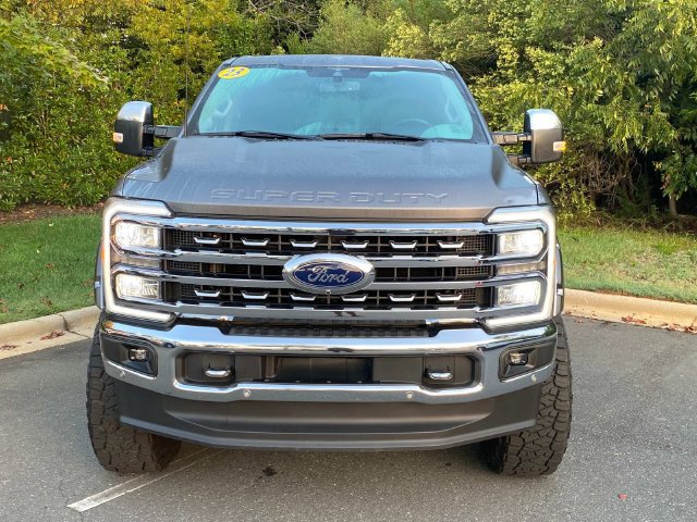 Used 2023 Ford F350 Lariat w/ Tow Technology Package AWD/4WD image 2