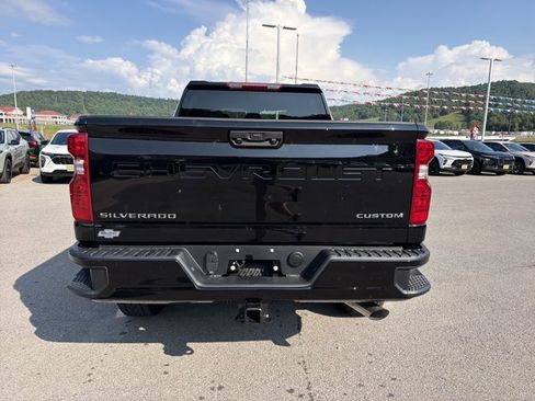 New 2026 Chevrolet Silverado 2500 Custom w/ Custom Convenience Package AWD/4WD image 5