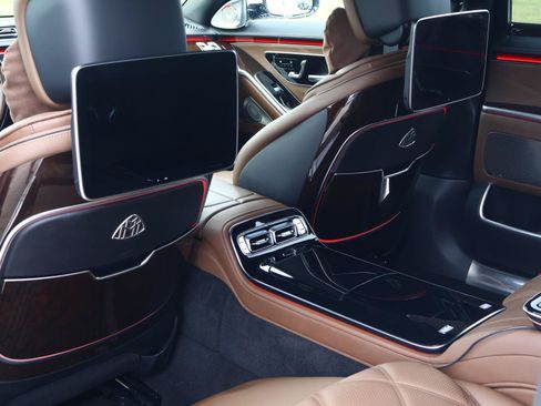 Used 2024 Mercedes-Benz Maybach S 680 4MATIC image 24