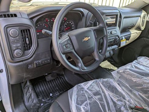 New 2026 Chevrolet Silverado 2500 W/T w/ WT Convenience Package image 9