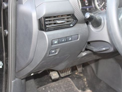 Used 2023 Nissan Sentra SV image 21