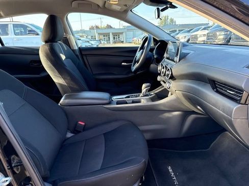 Used 2024 Nissan Sentra SV FWD image 10