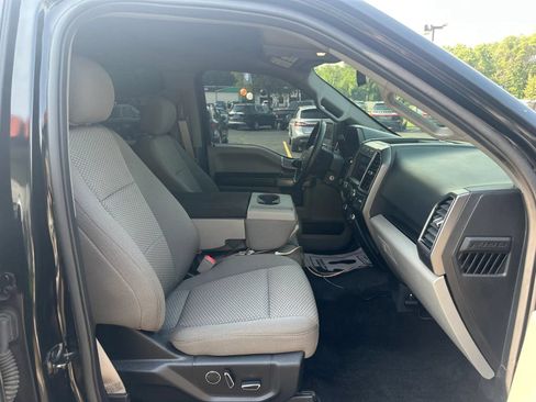 Used 2018 Ford F150 XLT w/ Equipment Group 302A Luxury AWD/4WD image 11