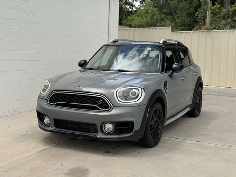 Used 2019 MINI Cooper Countryman S w/ Premium Package FWD image 9