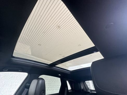 Certified 2021 Cadillac XT5 Premium Luxury AWD/4WD image 19