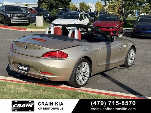 Used 2010 BMW Z4 sDrive35i image 7