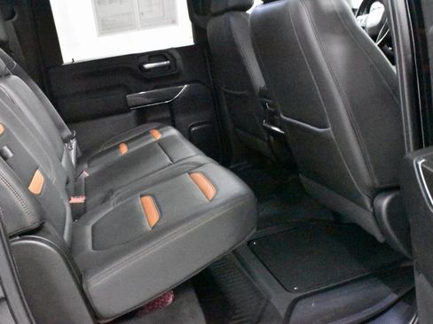 Used 2021 GMC Sierra 2500 AT4 w/ AT4 Premium Plus Package image 16