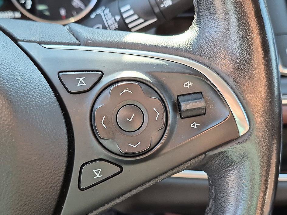 Certified 2019 Buick Enclave Avenir w/ Avenir Technology Package FWD image 18
