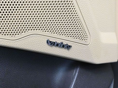 Used 2016 Hyundai Azera image 25