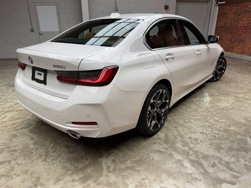 Used 2026 BMW 330i xDrive Sedan w/ Premium Package image 5