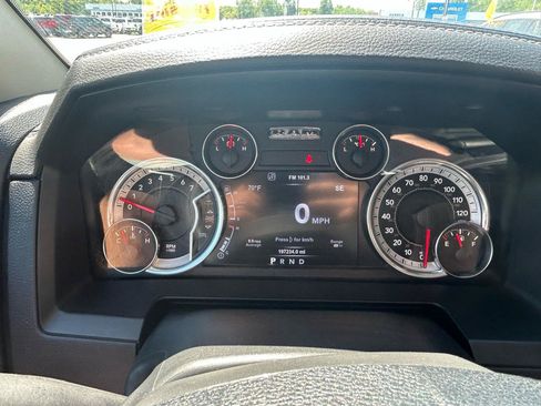 Used 2015 RAM 1500 Laramie w/ Convenience Group AWD/4WD image 21