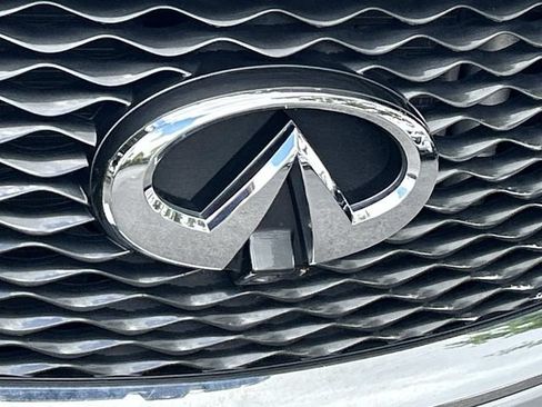 Used 2020 INFINITI QX60 Luxe w/ Essential Package FWD image 11