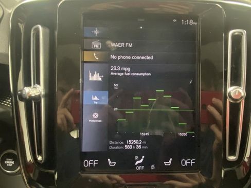 Used 2021 Volvo XC40 T5 R-Design w/ Climate Package image 20