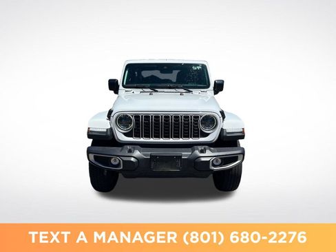 Used 2025 Jeep Wrangler Unlimited Sahara AWD/4WD image 8