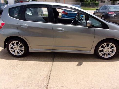 Used 2010 Honda Fit Sport image 8
