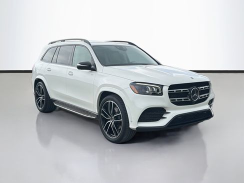 Used 2021 Mercedes-Benz GLS 580 4MATIC image 7