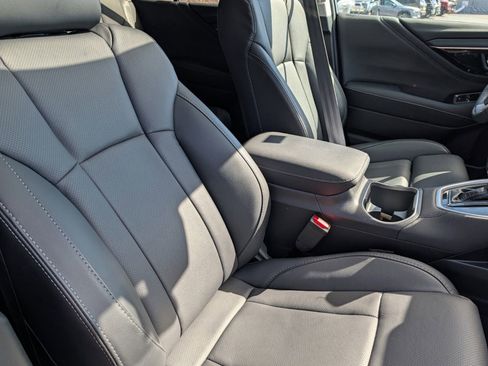 Certified 2025 Subaru Outback Limited image 21