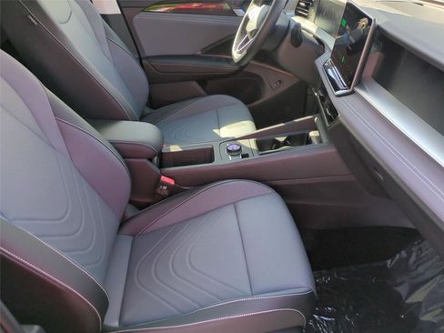 New 2026 Volkswagen Tiguan SE AWD/4WD image 20