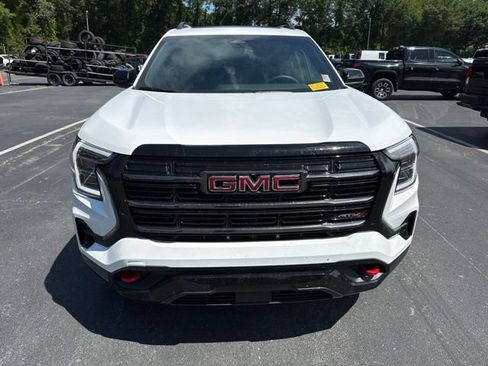 Used 2026 GMC Terrain AT4 AWD/4WD image 8