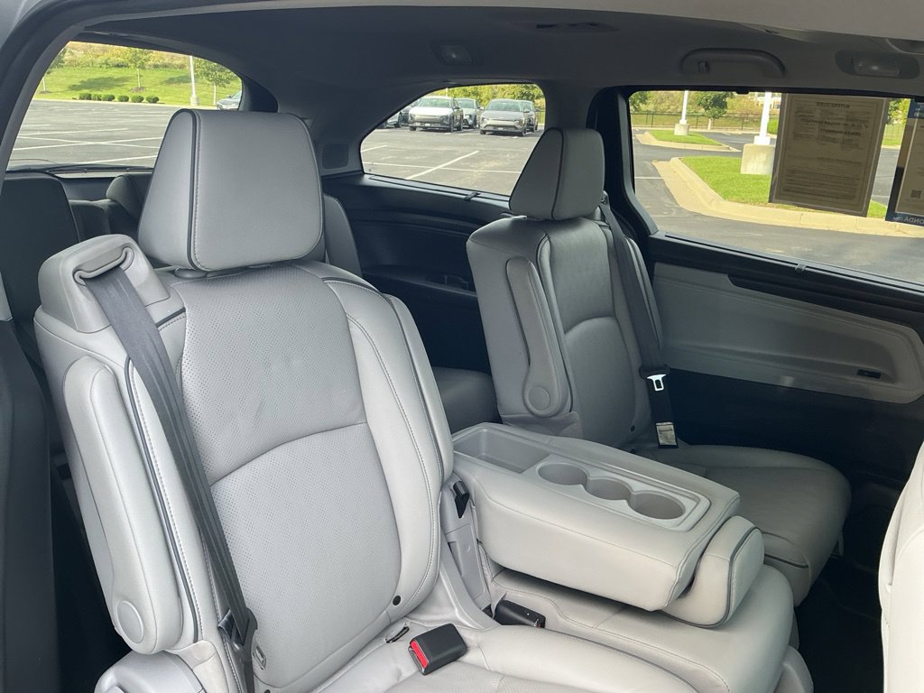 Used 2021 Honda Odyssey Elite image 46