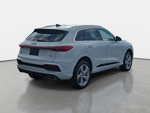 New 2025 Audi Q5 Premium Plus image 5