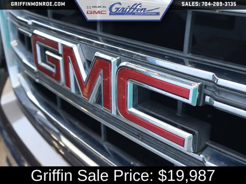 Used 2015 GMC Sierra 1500 SLT w/ SLT Crew Cab Value Package AWD/4WD image 10