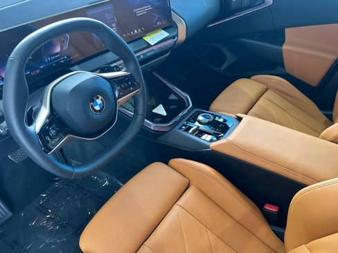 Certified 2025 BMW X3 xDrive30i w/ Premium Package AWD/4WD image 11