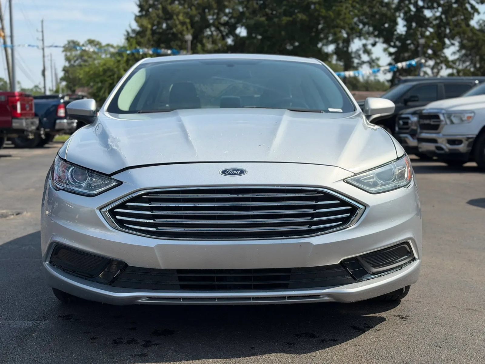 Used 2018 Ford Fusion S FWD image 2