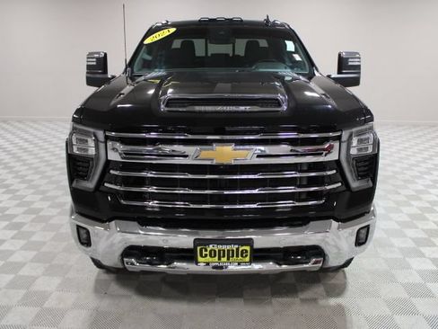 Used 2024 Chevrolet Silverado 2500 LTZ w/ LTZ Convenience Package AWD/4WD image 7
