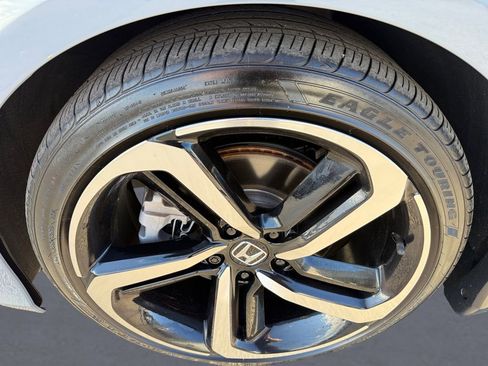 Used 2022 Honda Accord Sport image 9