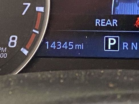 Used 2025 Nissan Frontier SV w/ SV Convenience Package image 24