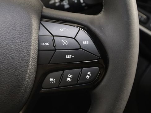 Used 2023 Jeep Cherokee Altitude Lux image 32