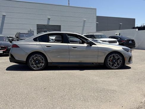 Used 2024 BMW i5 M60 w/ Premium Package AWD/4WD image 5